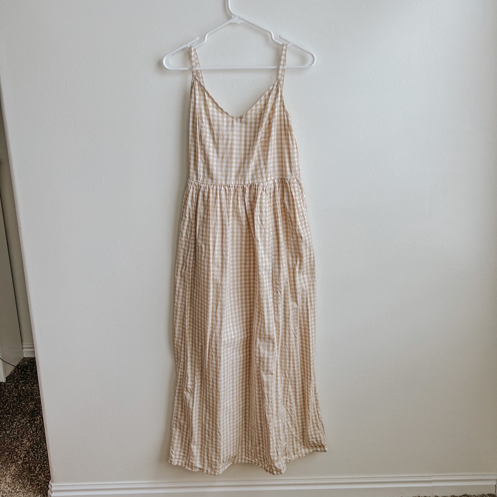 Old Navy Gingham beige dress
